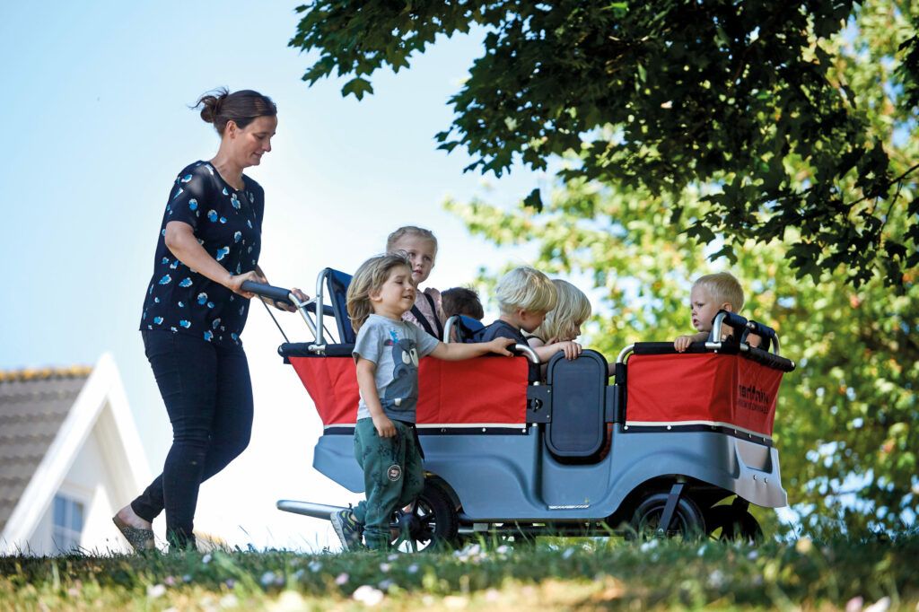Ranplay bussen 6 personer