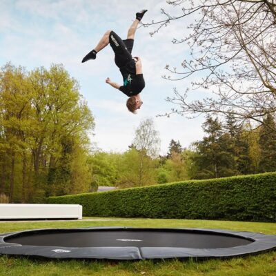 Flatgroud trampolin